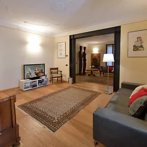  Appartamento C-rooms, Residenza Correggio Italia